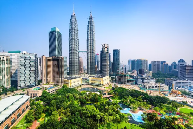 Kuala Lumpur Day Tour & Malacca Night Tour